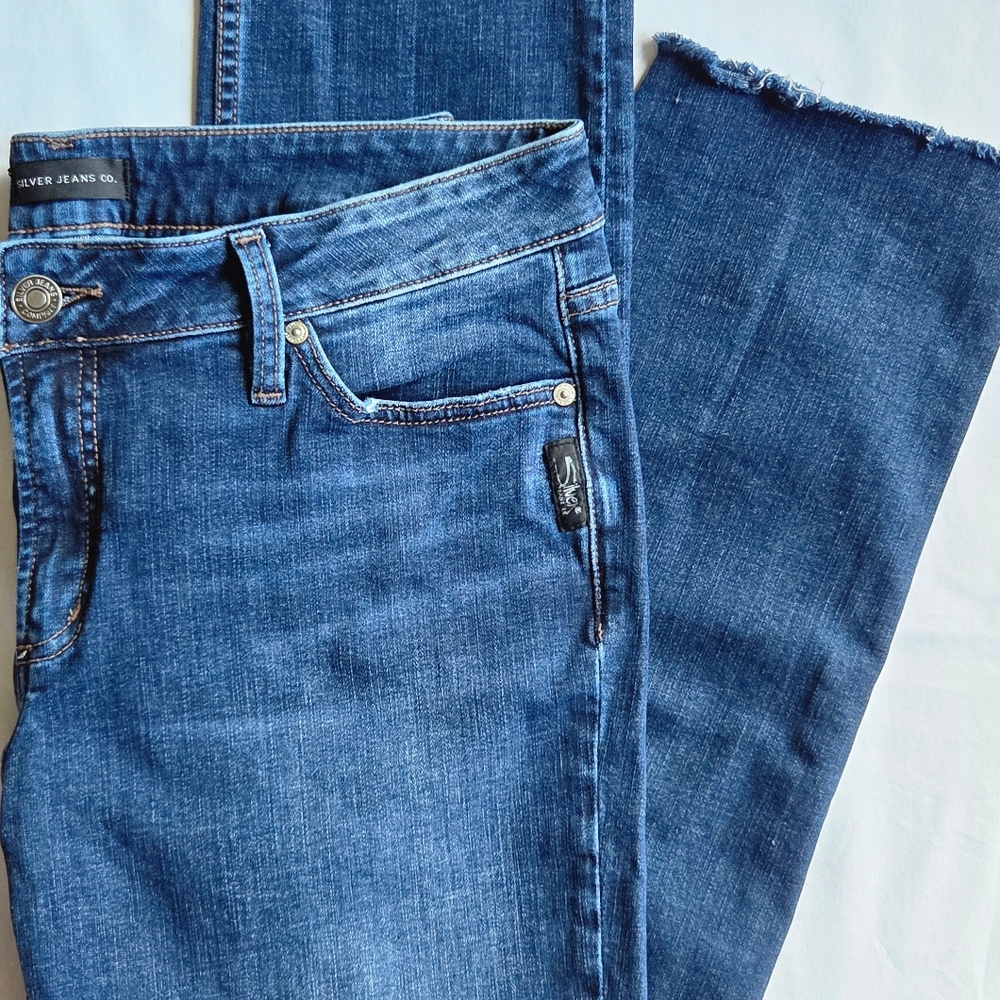 Silver Jeans Women's Dark Blue Ankle Jean "Elyse" 31"x27" In Very Good Condition